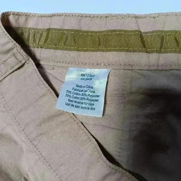Mountain  Khakis Poplin Shorts Relaxed fit. 33×10 - Picture 5 of 6